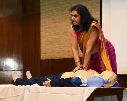 विधान सभा परिसर में हृदयघात से जीवन की सुरक्षा विषय पर दी गयी महत्वपूर्ण जानकारी