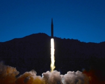 द. कोरिया ने पूर्वी सागर में 4 मिसाइलें दागीं