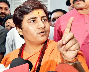 हिंदुओ की लड़कियों को लव जिहाद में फंसाया जा रहा ,देश मे जनसंख्या विस्फोट के पीछे मुस्लिम वर्ग-सांसद प्रज्ञा ठाकुर