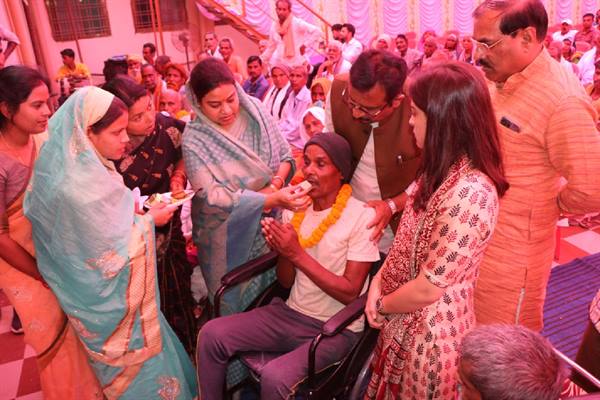 वृद्धजनों के अनुभवों से लें सीख : वन मंत्री डाँ. शाह