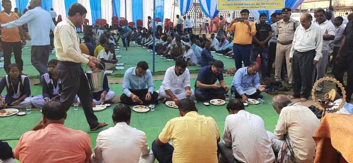 अस्पृस्त निवारण शिविर एवं सहभोज का हुआ आयोजन