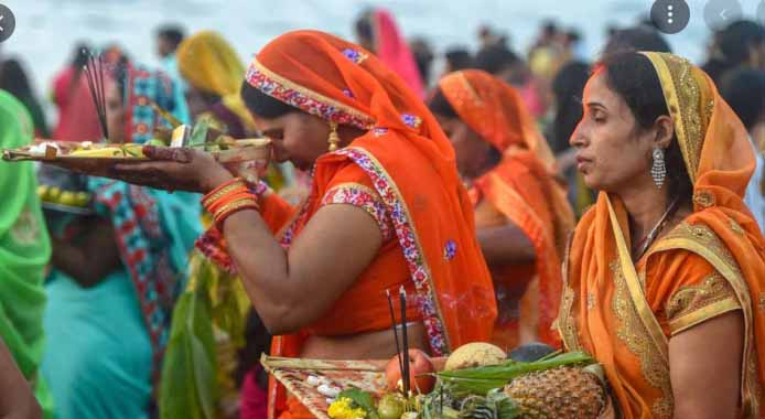 केजरीवाल सरकार 25 करोड़ खर्च कर दिल्ली में छठ महापर्व के लिए1100 घाट बनाएगी