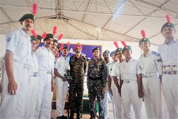 एनसीसी कैडेट्स ने डीके व्हेलर बोट पुलिंग रेगाटा में जीता स्वर्ण पदक