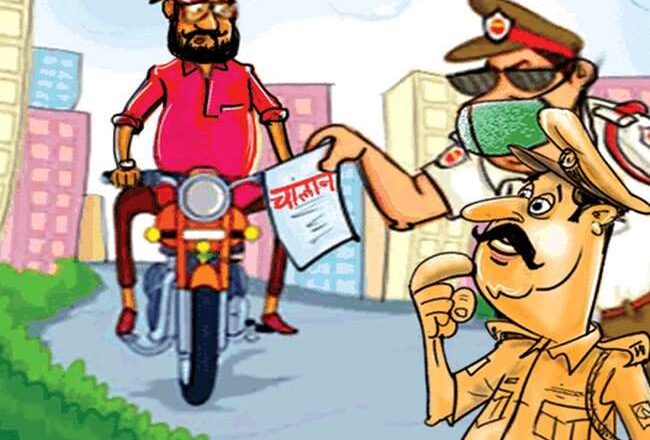 दो पहिया वाहन चालकों को हेलमेट लगवाने मप्र पुलिस  पुलिस ने छेड़ा व्यापक अभियान