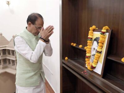 मुख्यमंत्री चौहान ने स्व. विद्यार्थी की जयंती पर नमन किया