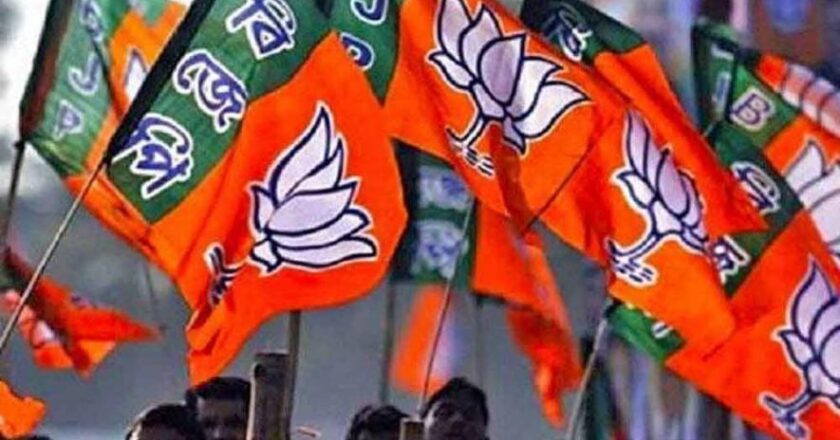 BJP की कई जिलों में निर्दलीय और कांग्रेस पार्षदों पर नजर