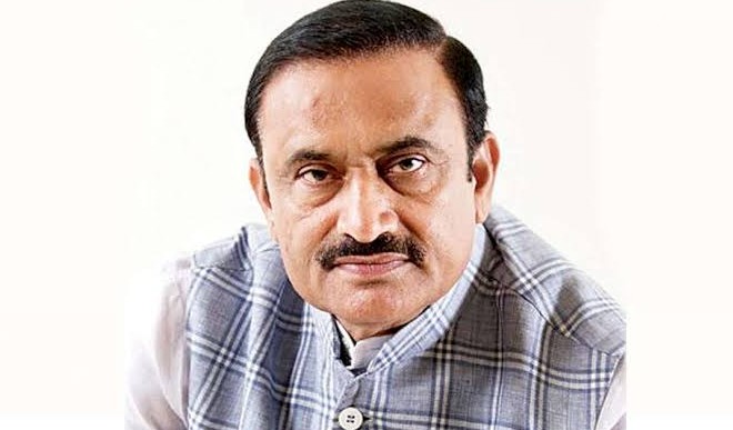 सभी नगरों में आयोजित करें खेल महोत्सव : नगरीय विकास मंत्री सिंह