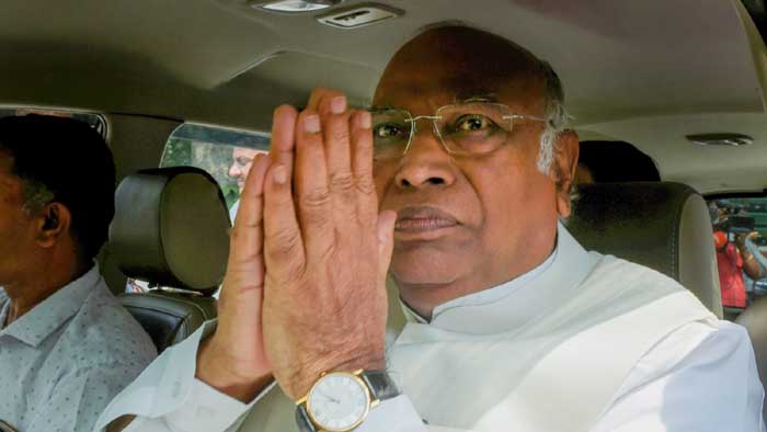 खड़गे का पहला ऐलान प्रदेश कांग्रेस पर पड़ सकता है भारी