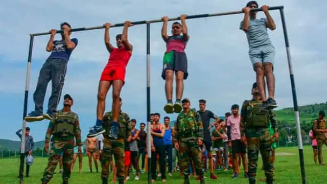 अग्निवीर दस्तावेज सही न होने पर 124 बाहर, आज बुलंदशहर की भर्ती