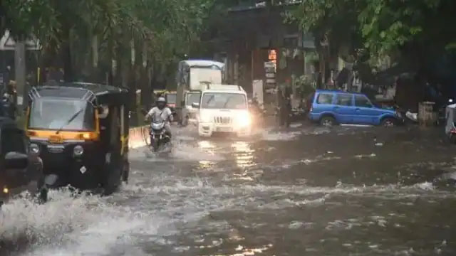 दिवाली पर फिर से डूबेगा बेंगलुरु? सड़कों पर बाढ़, 5 दिन का अलर्ट; कई राज्यों में होगी बारिश