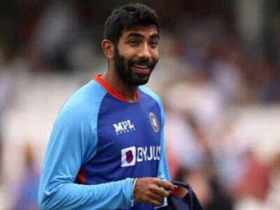 T20 World Cup : जसप्रीत बुमराह के बाहर होने पर फूटा फैंस का गुस्सा, ट्वीट करके लिखा- 2023 में मिलते हैं या संन्यास ले लो