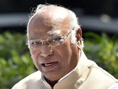 गिनती आज- कौन बनेगा कांग्रेस अध्यक्ष? गांधी परिवार के वफादार मल्लिकार्जुन खड़गे रेस में आगे