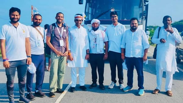 Bharat jodo yatra : राहुल गांधी की भारत जोड़ो यात्रा में MP के नेता एक्टिव, हाथ में हाथ थाम चले साथ