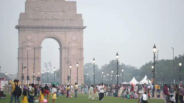 खिली धूप, खुला आसमान; दिवाली के बाद बढ़ा पलूशन, पर पहले से कहीं अच्छे हालात