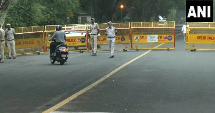 दिल्ली में दो आयोजन के चलते आज कई जगह रूट डायवर्ट, ट्रैफिक एडवायजरी देखकर निकलें घर से