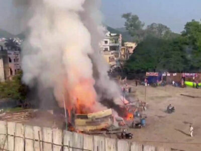 विजयवाड़ा के जिमखाना ग्राउंड में लगे पटाखा स्टाल में लगी आग, दो लोगों की मौत