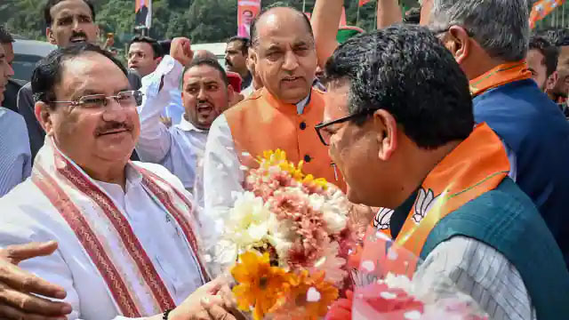 हिमाचल चुनाव: उम्मीदवारों में उलझी भाजपा-कांग्रेस, दल-बदलुओं ने बढ़ाई टेंशन