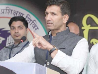 पूर्व मंत्री जीतू पटवारी ने दी अनिश्चितकालीन भूख हड़ताल पर बैठने की चेतावनी