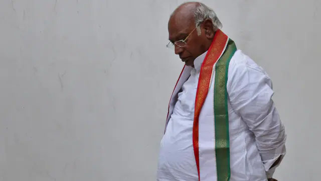 क्यों कलबुर्गी के मल्लिकार्जुन खड़गे के लिए आसान नहीं होगा मोदी-शाह को चुनौती देना? क्या कहते हैं जानकार