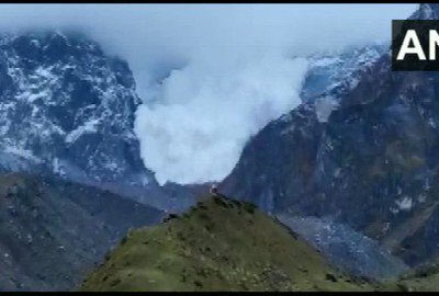 केदारनाथ में फिर भयानक हिमस्खलन, मंदिर पूरी तरह सुरक्षित