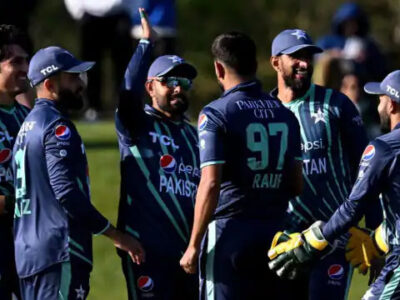 पूर्व कप्तान मिस्बाह ने पाकिस्तानी खिलाड़ियों को फिटनेस को लेकर फटकारा, बोले- आपके पेट निकल रहे हैं