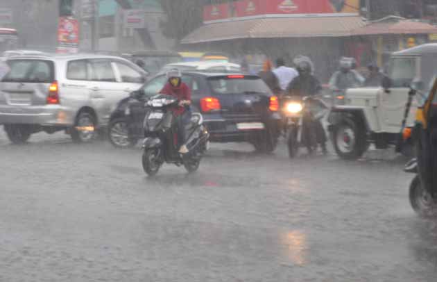 आज इंदौर, ग्वालियर, उज्जैन भारी बारिश के आसार,मौसम का अनुमान