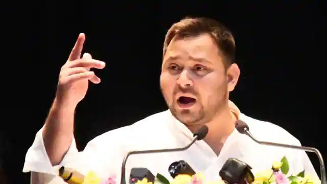 ‘2013 में मोदी ने भी कही थी यही बात’ तेजस्वी यादव ने बेल रद्द करने की CBI की मांग का किया विरोध