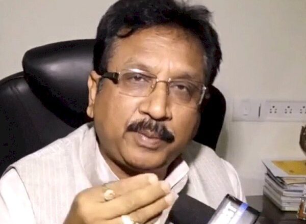 वन मंत्री शाह -विकास होगा तो महंगाई भी बढ़ेगी, इसे रोका नहीं जा सकता