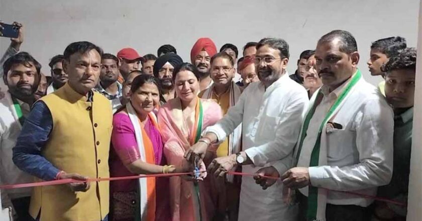 अध्यक्ष और पार्षद के लिए एक ही ईवीएम पर वोटिंग होने से वोट इधर-उधर होने की आशंका : कांग्रेस नेता जांगिड़