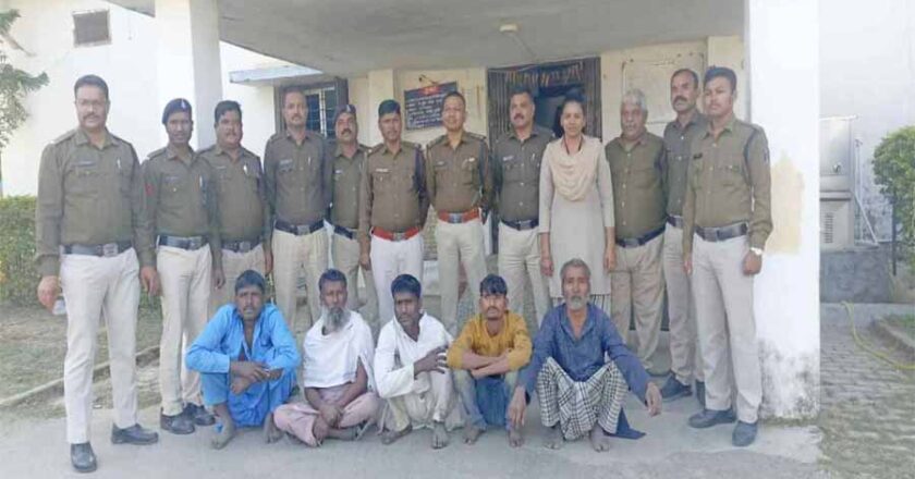 घर में घुसकर दरिंदों ने किया सामूहिक दुष्कर्म, 5 आरोपी गिरफ्तार