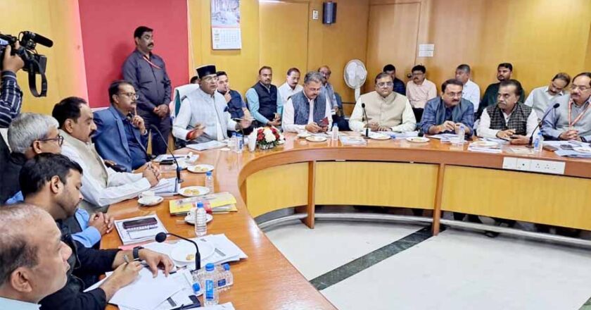 सर्वोत्तम आचरण बने जिला सहकारी बैंक की पहचान : मंत्री श्री सारंग