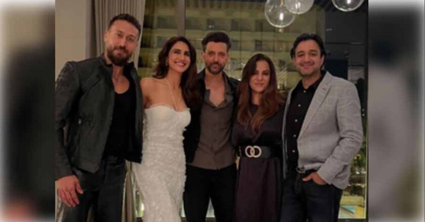 एक ही फ्रेम में कैद हुए ऋतिक, टाइगर और वाणी, सिद्धार्थ आनंद ने दिखाई ‘वॉर’ रीयूनियन की झलक