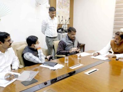 उप मुख्यमंत्री शुक्ल ने स्वास्थ्य विभाग में भर्ती एवं अधोसंरचना विकास कार्यों की प्रगति की समीक्षा की