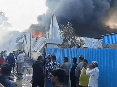 इंदौर के बाणगंगा में प्लास्टिक फैक्ट्री में लगी भीषण आग ने पूरे इलाके में दहशत फैलाई