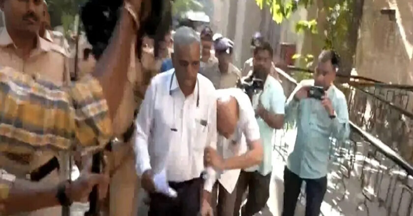 न्यू इंडिया को-ऑपरेटिव बैंक घोटाले में कोर्ट ने हितेश मेहता और धर्मेश पोन को 21 फरवरी तक पुलिस हिरासत में भेजा