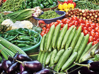 प्रदेश में हरी सब्जियों की दामों में आई गिरावट, टमाटर, आलू, हरा मटर समेत कई सब्जियों के दामों में आई कमी