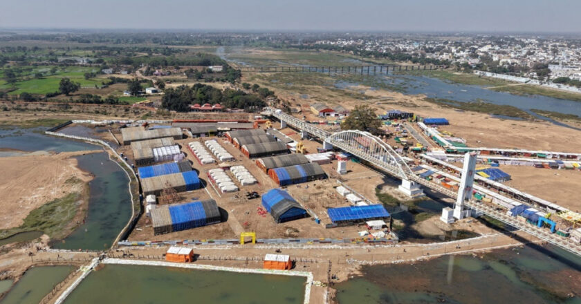 रायपुर : राजिम कुंभ कल्प मेला की भव्यता और व्यवस्थाओं की हो रही सराहना भव्यता और व्यवस्थाओं की हो रही सराहना