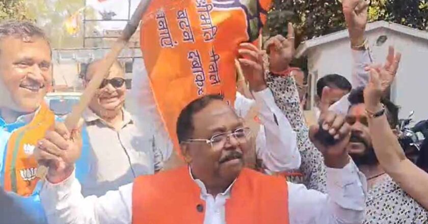 मंत्री राम विचार नेताम ने दिल्ली की जीत पर अपने कार्यकर्ताओं के साथ खुशी में किया डांस