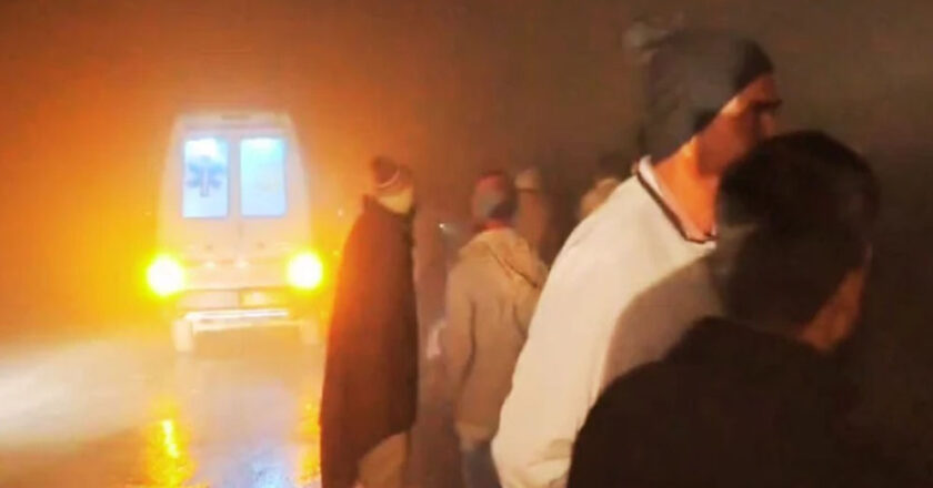 हरियाणा के फतेहाबाद में घने कोहरे के बीच गाड़ी नहर में गिरी, 10 लोग लापता