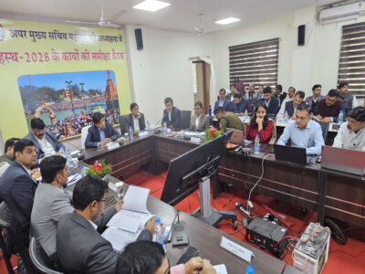 सिंहस्थ मेला क्षेत्र में स्थाई प्रकृति के निर्माण कार्यों की साधु-संतों से चर्चा कर कार्य योजना बनाएं : एसीएस डॉ.राजौरा