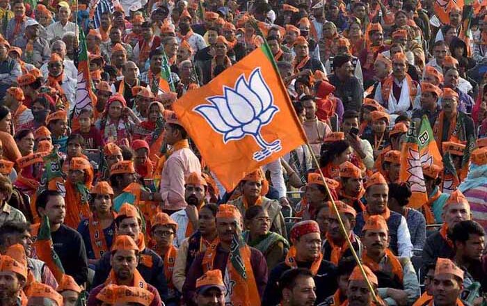 कांग्रेस प्रत्याशियों के नामांकन वापस लेने या नामांकन दाखिल ही नहीं करने की वजह से भाजपा को निर्विरोध जीत