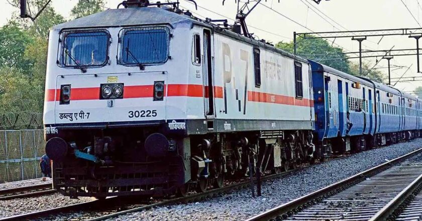 500 मीटर के दायरे में आगे-पीछे चल सकेंगी ट्रेनें, जल्द ही होगा कवच का इंस्टॉलेशन