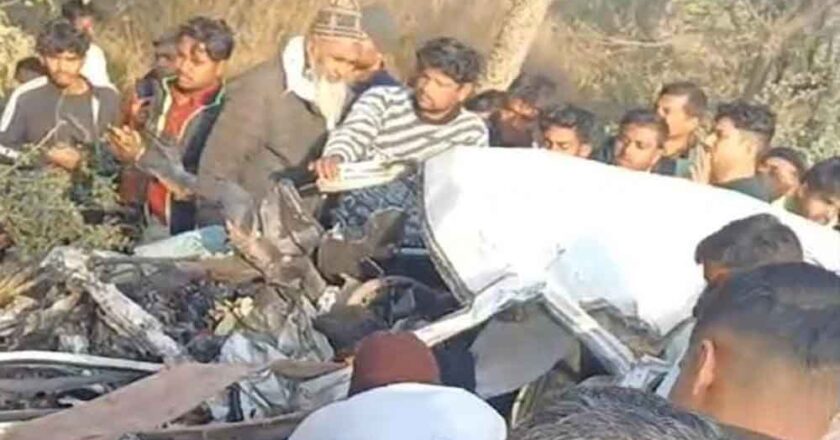 बहराइच:सड़क हादसे में एक ही परिवार के पांच लोगों की मौत