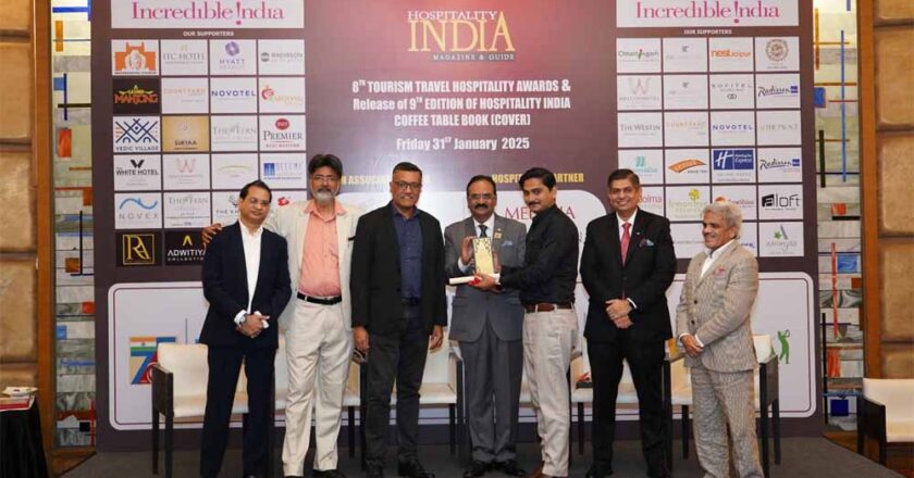 मध्य प्रदेश टूरिज्म को मुंबई में मिला दोहरा सम्मान, सर्वश्रेष्ठ राज्य की दो केटेगरी में मिला अवार्ड