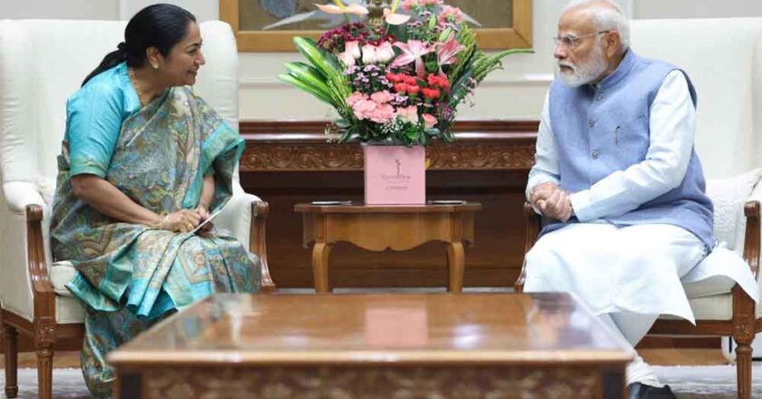 दिल्ली की सत्ता संभालने के बाद रेखा गुप्ता की पीएम मोदी से पहली मुलाकात, जिम्मेदारी सौंपने का जताया आभार