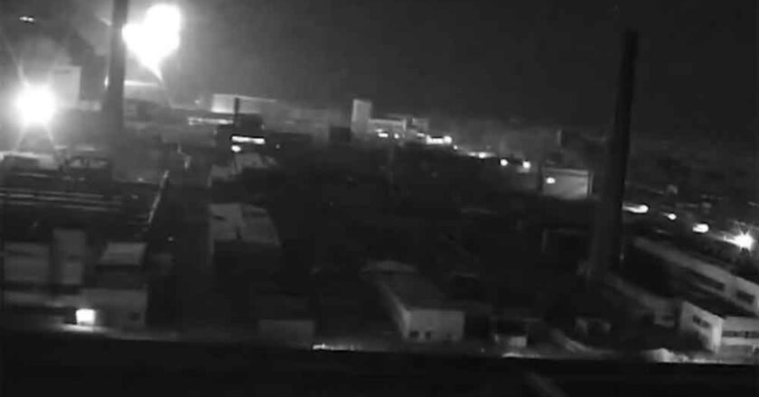 यूक्रेनी राष्ट्रपति व्लादिमीर जेलेंस्की ने किया दावा- यूक्रेन के चेर्नोबिल परमाणु प्लांट पर रूस का ड्रोन हमला