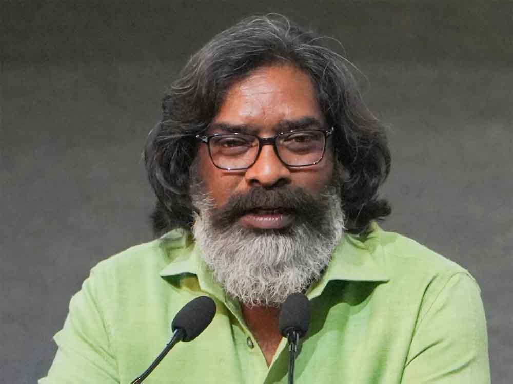 झारखंड विधानसभा में कैग की रिपोर्ट पेश, जिसमें कई तरह की खामियों को उजागर किया गया