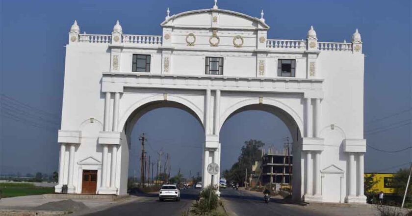 ग्वालियर के मुरैना मार्ग स्थित नगर द्वारा का नाम दाता बंदी छोड़ द्वार होगा : मुख्यमंत्री डॉ. यादव