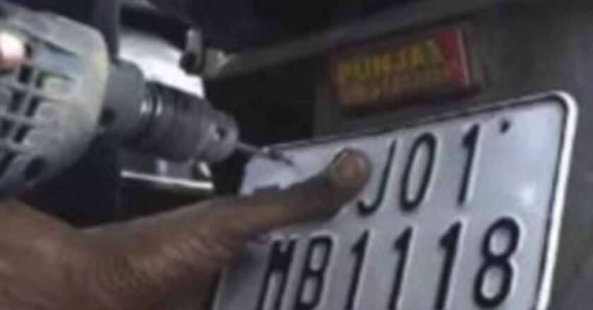 करीब 7 लाख पुराने रजिस्टर्ड वाहनों में लगायी गयी हाई सिक्यूरिटी रजिस्ट्रेशन प्लेट