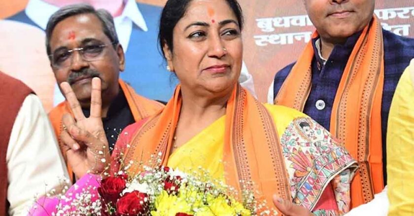 प्रधानमंत्री नरेंद्र मोदी ने रेखा गुप्ता को CM बनने पर दी बधाई, कहा- पूरी ताकत के साथ दिल्ली विकास के लिए करेंगी काम